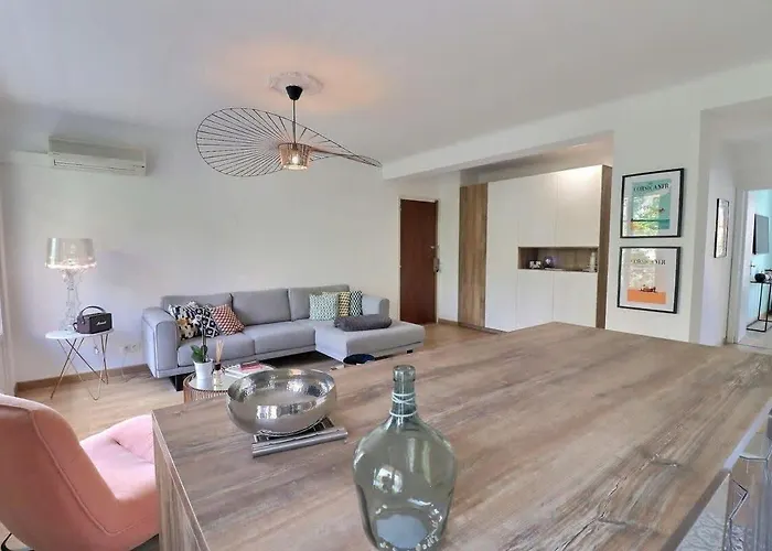 T2 Avec Balcon - Parking, Ac, Wifi Appartement Ajaccio (Corsica)